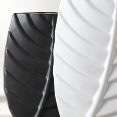Nordic Leaf Ceramic Vase – Modern Luxury TV Cabinet & Table Decor