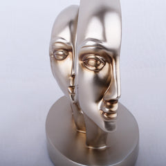 Modern Resin Statue Sculpture – Elegant Home Decor