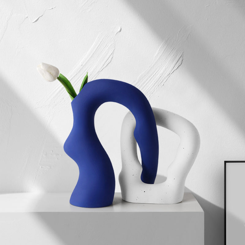 Modern Nordic Ceramic Vase – Light Luxury Home Decor