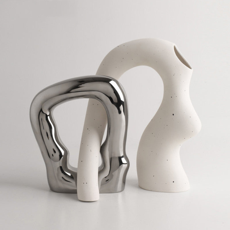 Modern Nordic Ceramic Vase – Light Luxury Home Decor
