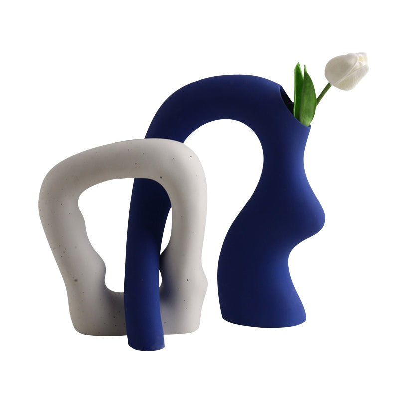Modern Nordic Ceramic Vase – Light Luxury Home Decor